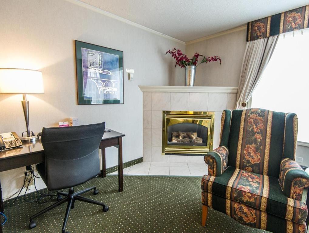 Coast High Country Inn Whitehorse Eksteriør billede